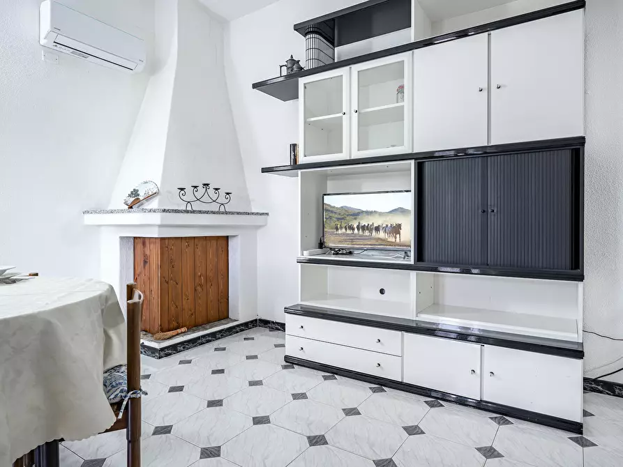 Immagine 7 di Camera condivisa in affitto  in Via Montecatini a Quartu Sant'elena