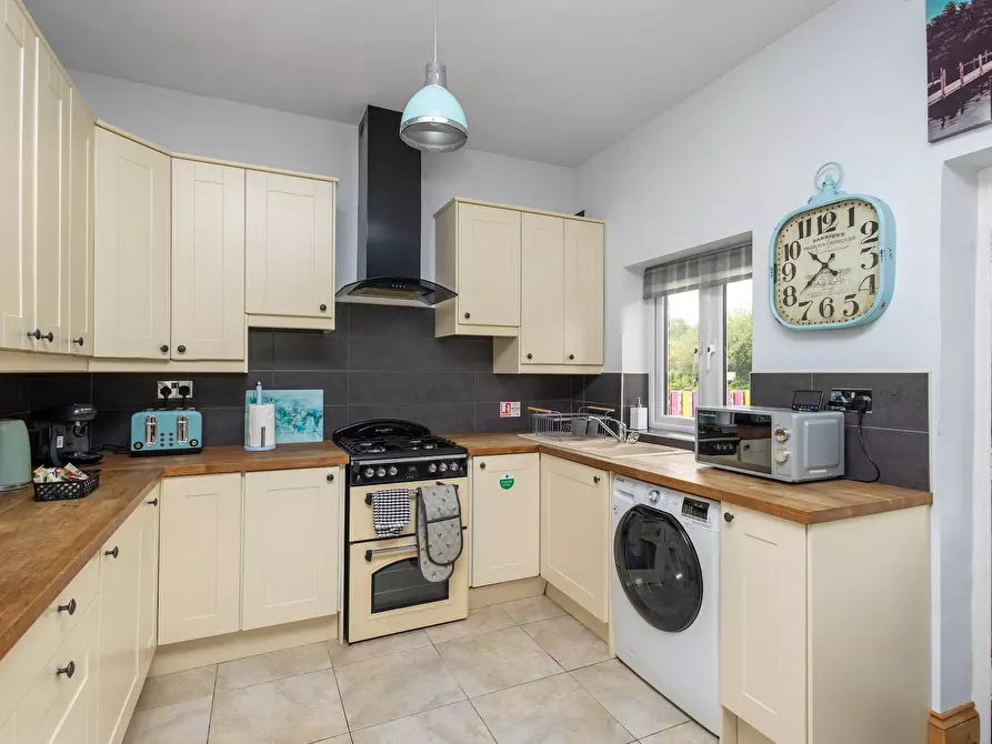 Immagine 5 di Casa indipendente in affitto  in Calder Row a 