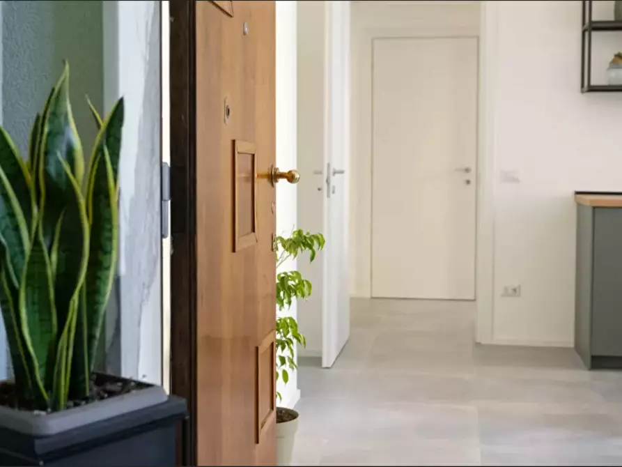 Immagine 2 di Appartamento in affitto  in Via Novegno a Milano