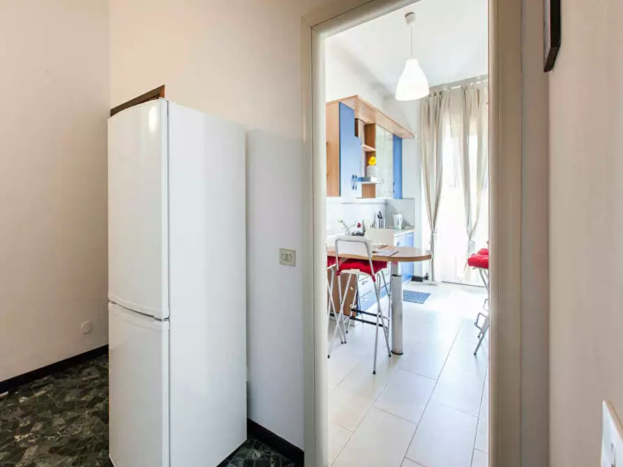 Immagine 6 di Camera in affitto  in Viale Emilio Caldara a Milano