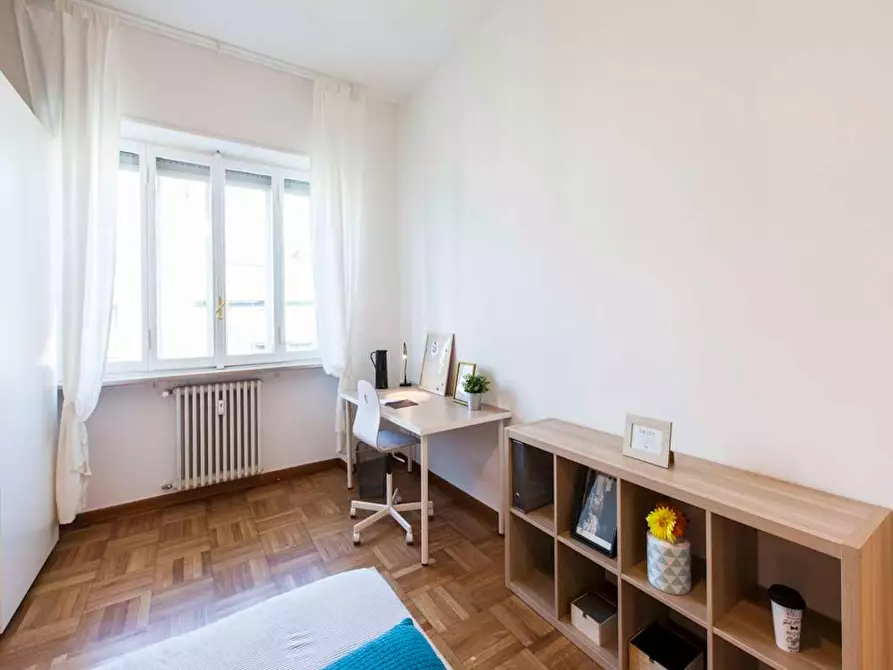 Immagine 3 di Camera in affitto  in Viale Emilio Caldara a Milano