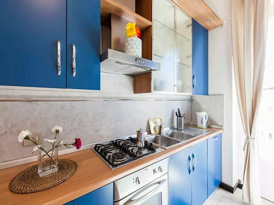 Immagine 5 di Camera in affitto  in Viale Emilio Caldara a Milano