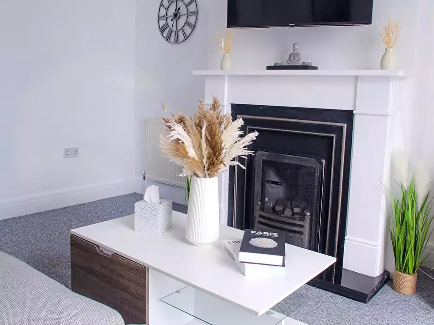 Immagine 8 di Casa indipendente in affitto  in Vespasian Road a 