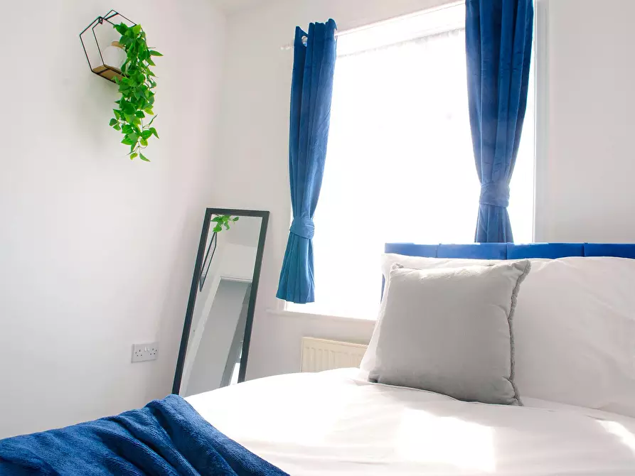 Immagine 6 di Casa indipendente in affitto  in Vespasian Road a 