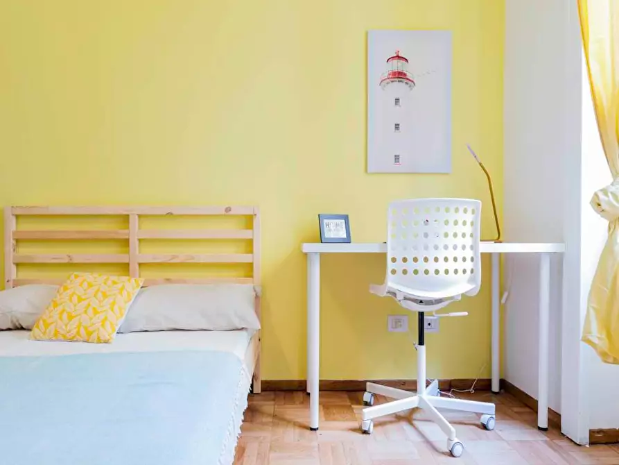 Immagine 3 di Camera in affitto  in Via Amatore Sciesa a Milano