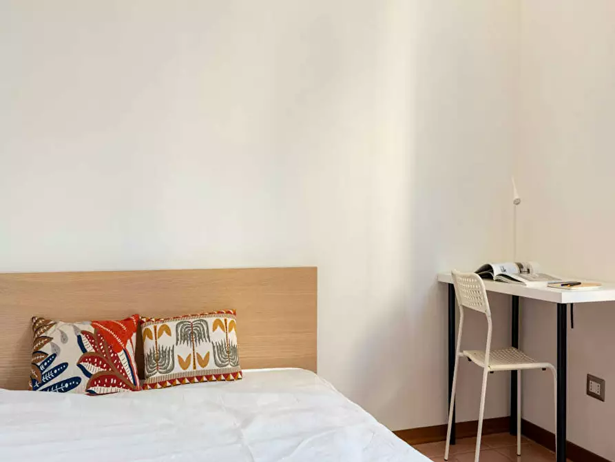 Immagine 3 di Camera in affitto  in Via Jacopo della Quercia a Milano