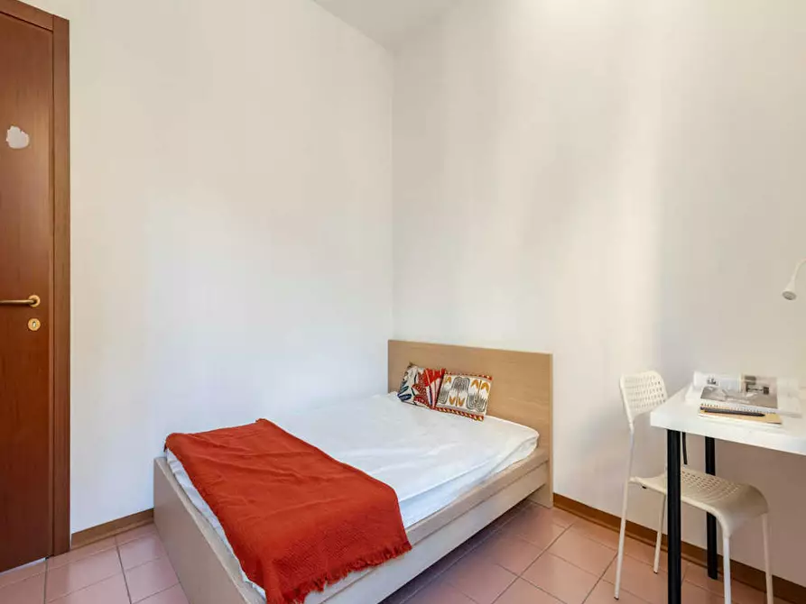 Immagine 4 di Camera in affitto  in Via Jacopo della Quercia a Milano