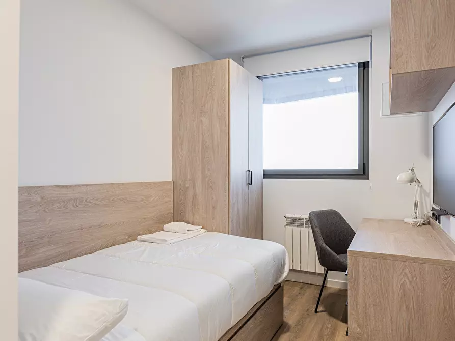 Immagine 4 di Camera in affitto  in Avenida del Cardenal Herrera Oria a Santander