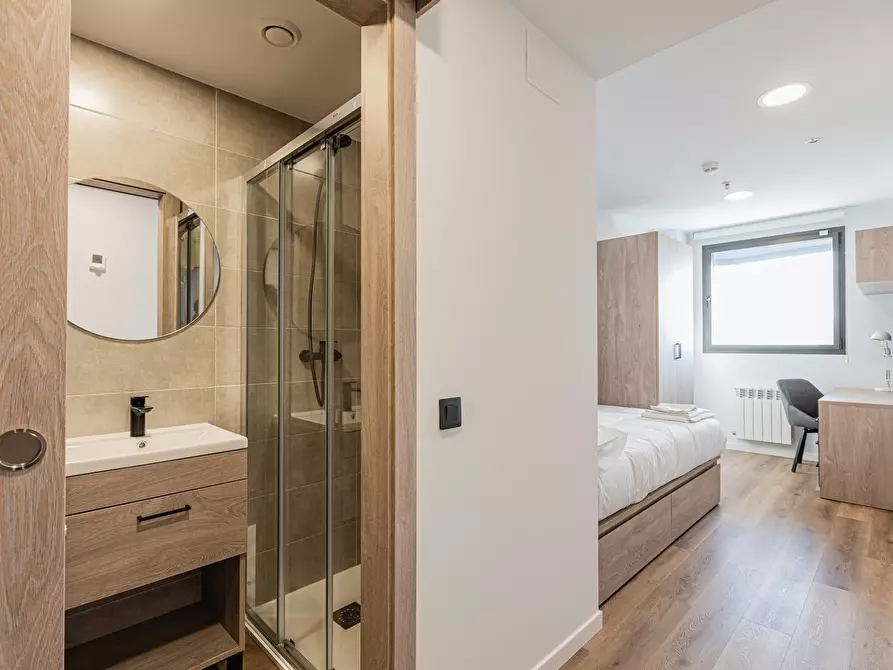 Immagine 1 di Camera in affitto  in Avenida del Cardenal Herrera Oria a Santander