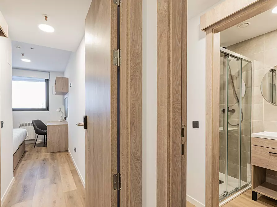 Immagine 10 di Camera in affitto  in Avenida del Cardenal Herrera Oria a Santander