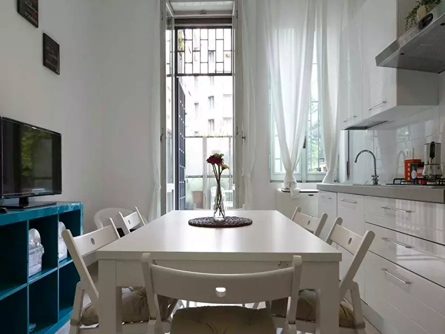 Immagine 9 di Camera in affitto  in Via Larga a Milano