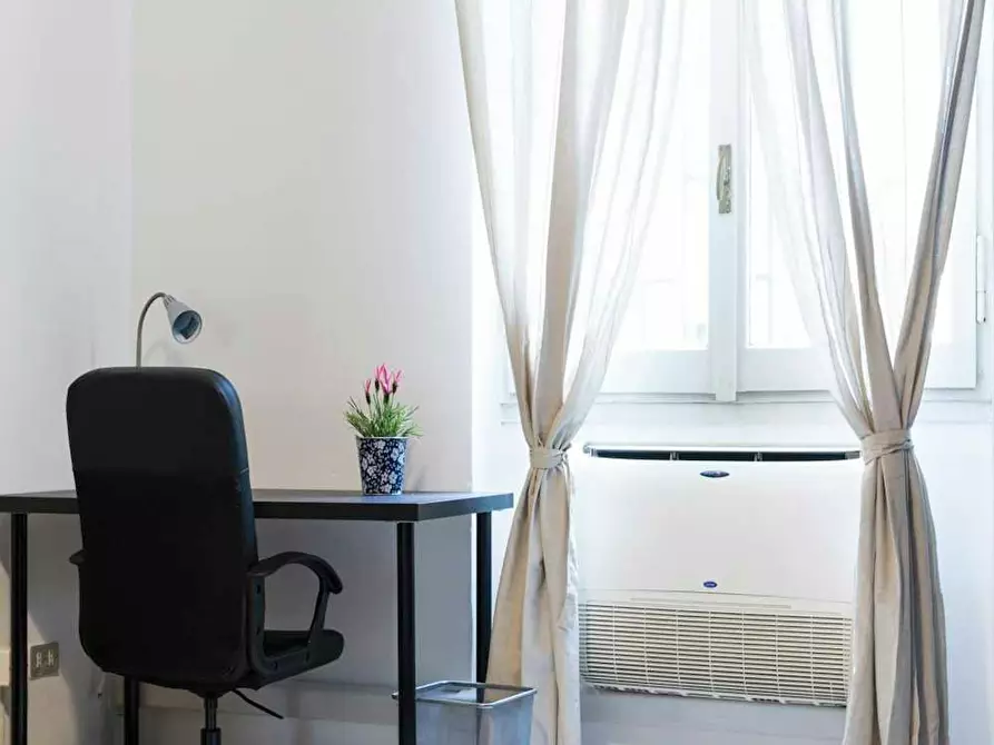 Immagine 5 di Camera in affitto  in Via Larga a Milano