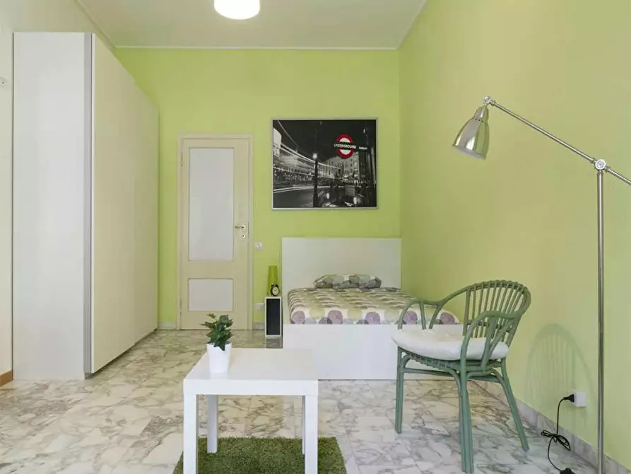 Immagine 5 di Camera in affitto  in Via Vincenzo Monti a Milano