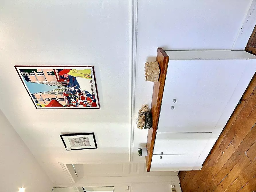 Immagine 4 di Appartamento in affitto  in Rue des Dames a Paris 17