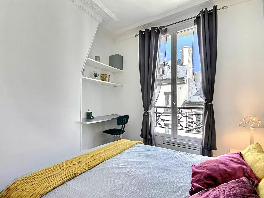 Immagine 10 di Appartamento in affitto  in Rue des Dames a Paris 17