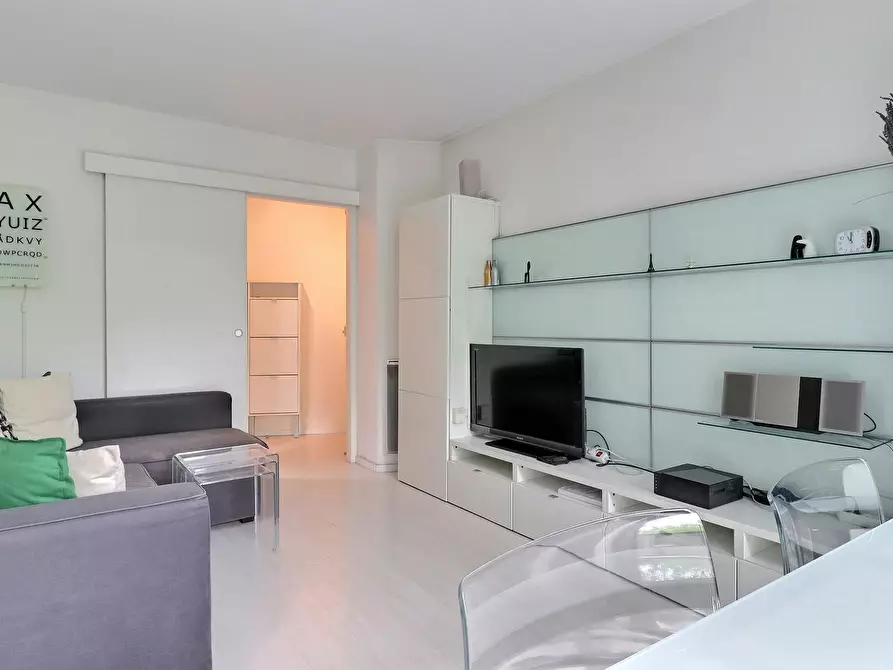 Immagine 5 di Appartamento in affitto  in Avenue du Maine a Paris