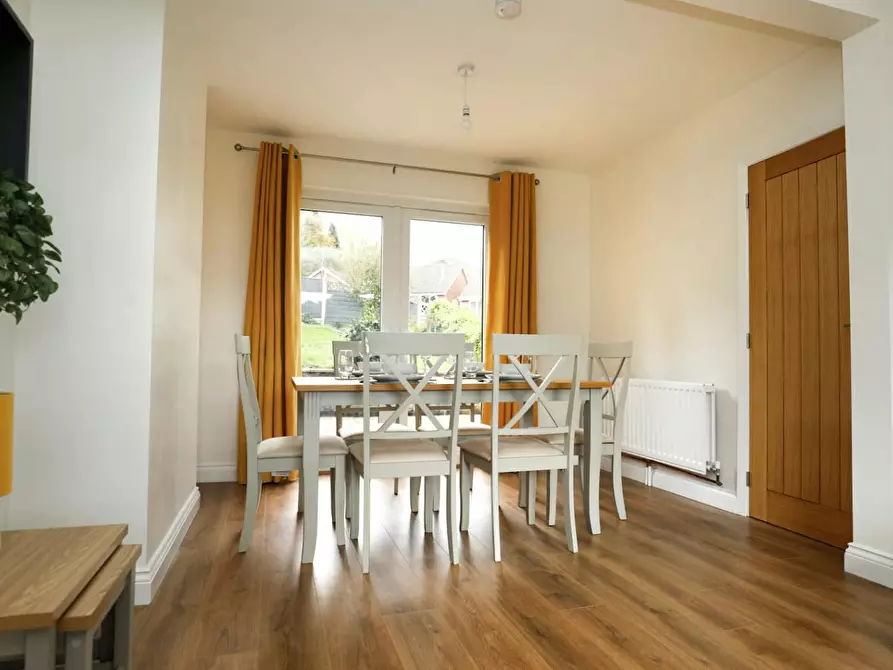 Immagine 10 di Casa indipendente in affitto  in Shelton Lane a Hurst Green