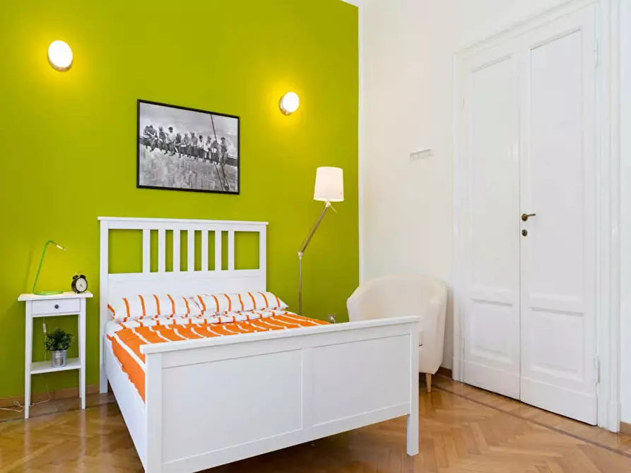 Immagine 9 di Camera in affitto  in Corso di Porta Romana a Milano