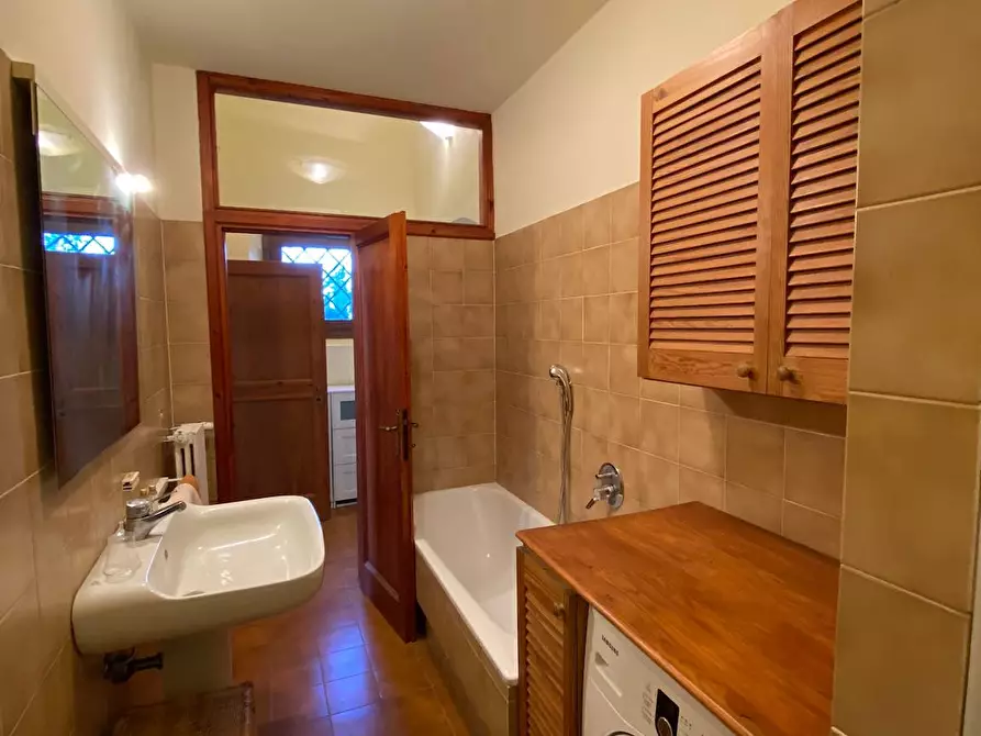 Immagine 10 di Casa indipendente in affitto  in Via di Bellosguardo a Firenze