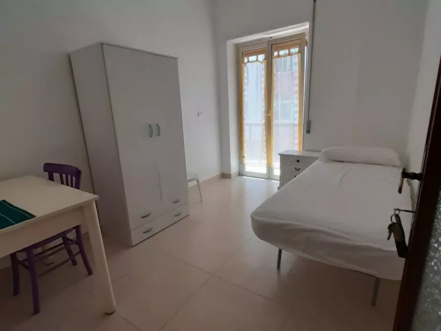 Immagine 8 di Camera in affitto  in Via Aurora a Reggio Di Calabria