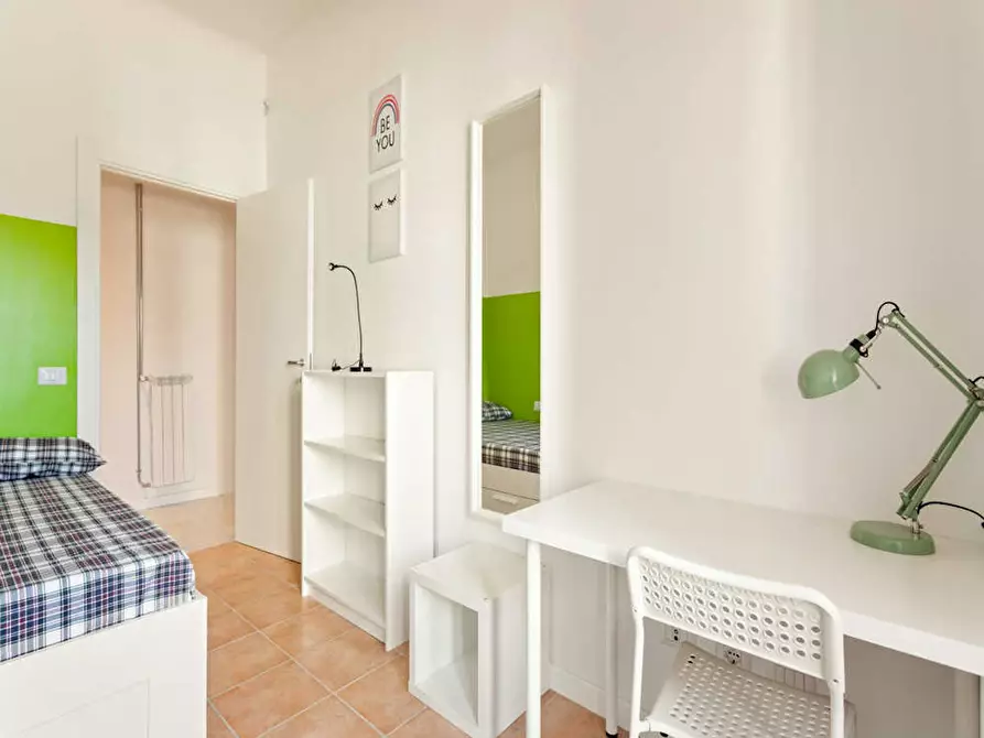 Immagine 3 di Camera in affitto  in Via Pantigliate a Milano