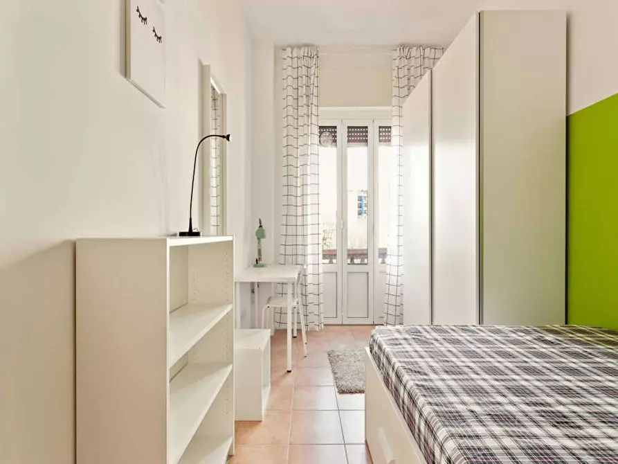 Immagine 4 di Camera in affitto  in Via Pantigliate a Milano