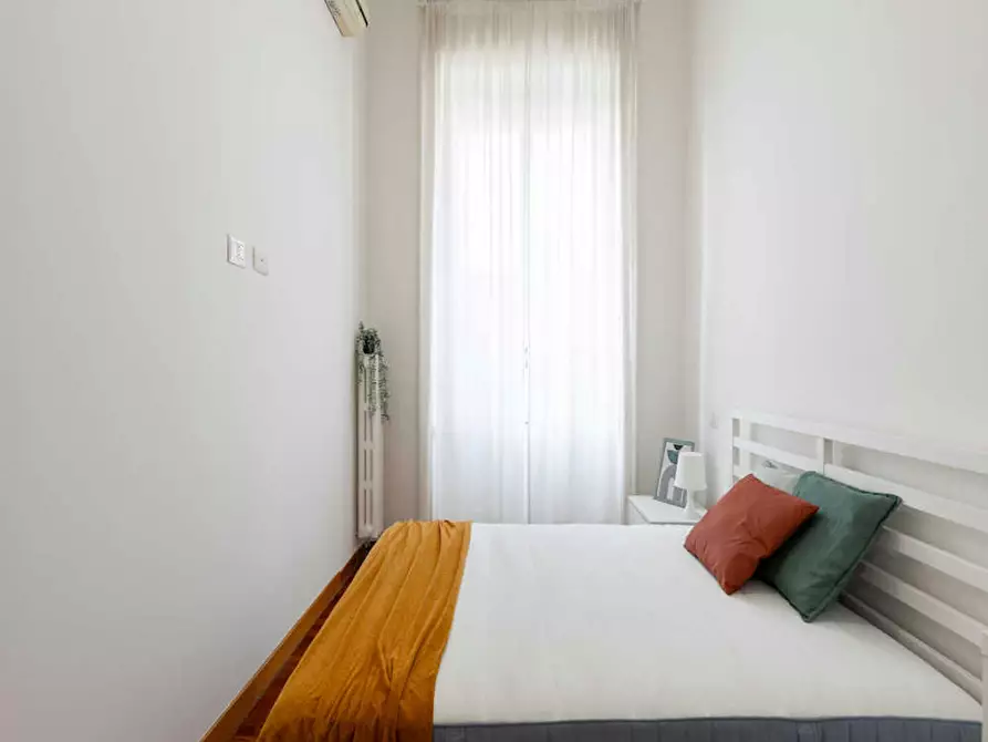 Immagine 2 di Camera in affitto  in Piazzale Susa a Milano