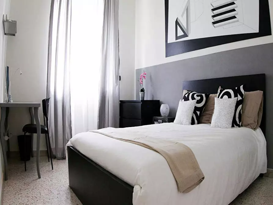 Immagine 2 di Camera in affitto  in Viale Brianza a Milano