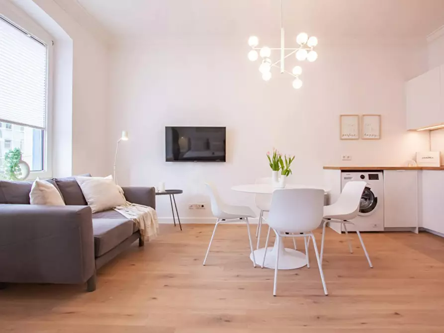 Immagine 9 di Appartamento in affitto  in Aachener Straße a Düsseldorf