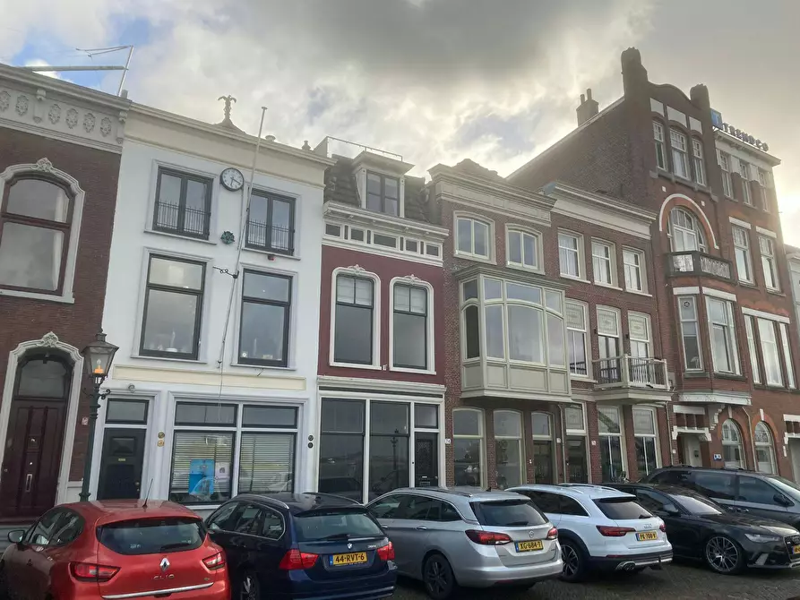Immagine 1 di Casa indipendente in affitto  in Merwekade a Dordrecht
