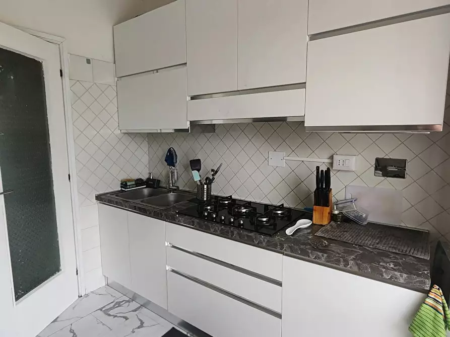 Immagine 6 di Camera in affitto  in Viale Moliere a Roma