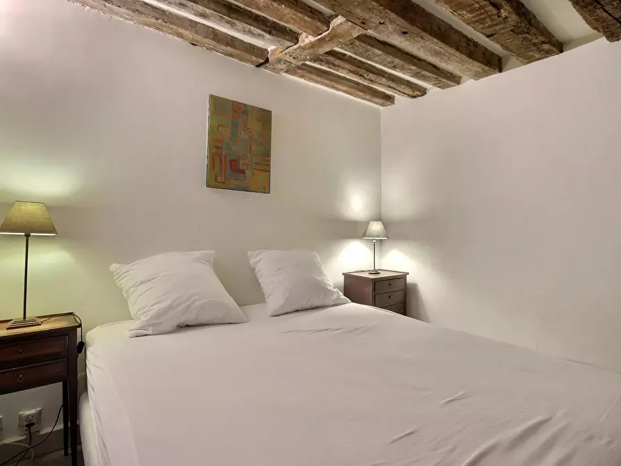Immagine 8 di Appartamento in affitto  in Rue Saint-Martin a Paris 03