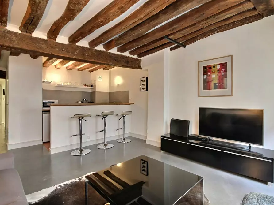 Immagine 2 di Appartamento in affitto  in Rue Saint-Martin a Paris 03