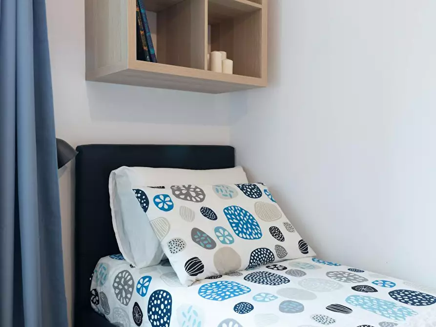 Immagine 5 di Camera in affitto  in Via Emilio Faà Di Bruno a Milano