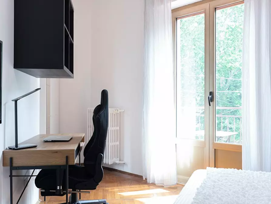 Immagine 2 di Camera in affitto  in Via Emilio Faà Di Bruno a Milano