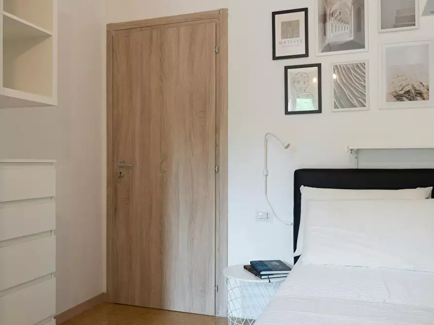 Immagine 7 di Camera in affitto  in Via Emilio Faà Di Bruno a Milano