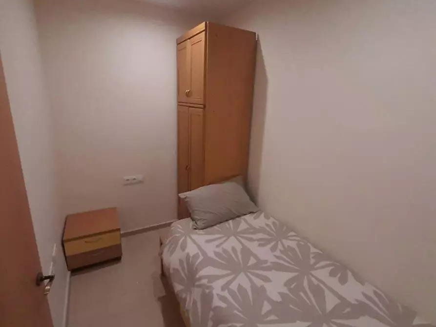 Immagine 3 di Camera in affitto  in Carrer de Buenaventura Muñoz a Barcelona