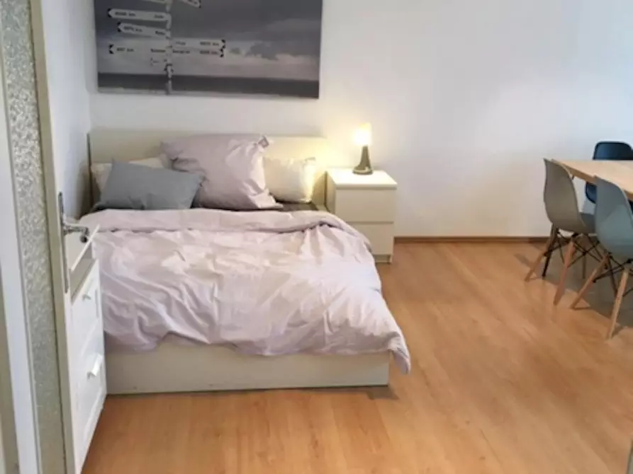 Immagine 1 di Appartamento in affitto  in Renneroder Straße a Frankfurt am Main