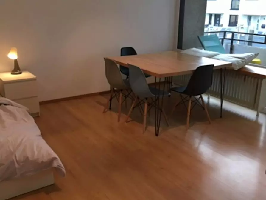 Immagine 2 di Appartamento in affitto  in Renneroder Straße a Frankfurt am Main