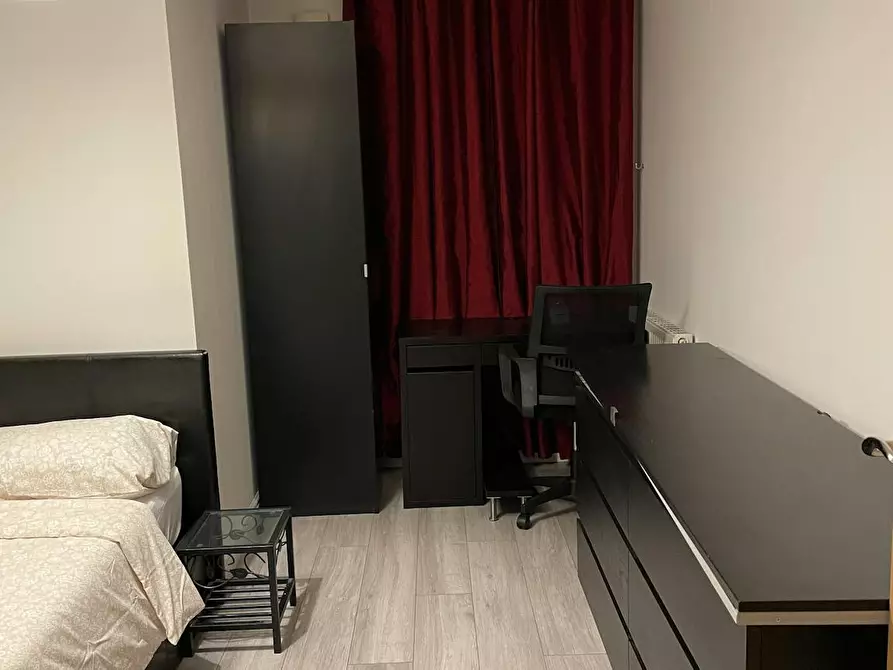 Immagine 9 di Appartamento in affitto  in Sumner Road a Camberwell
