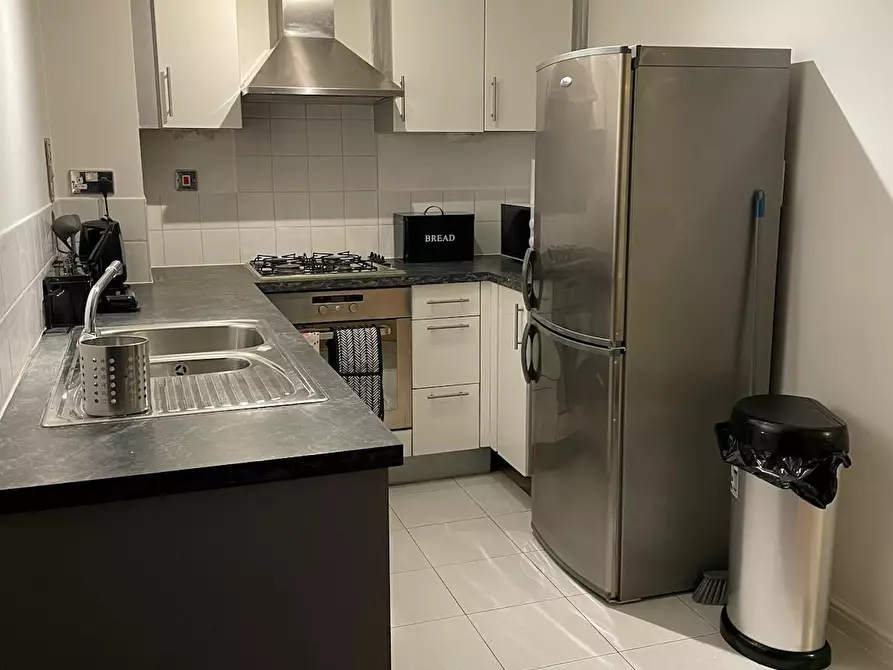 Immagine 8 di Appartamento in affitto  in Sumner Road a Camberwell