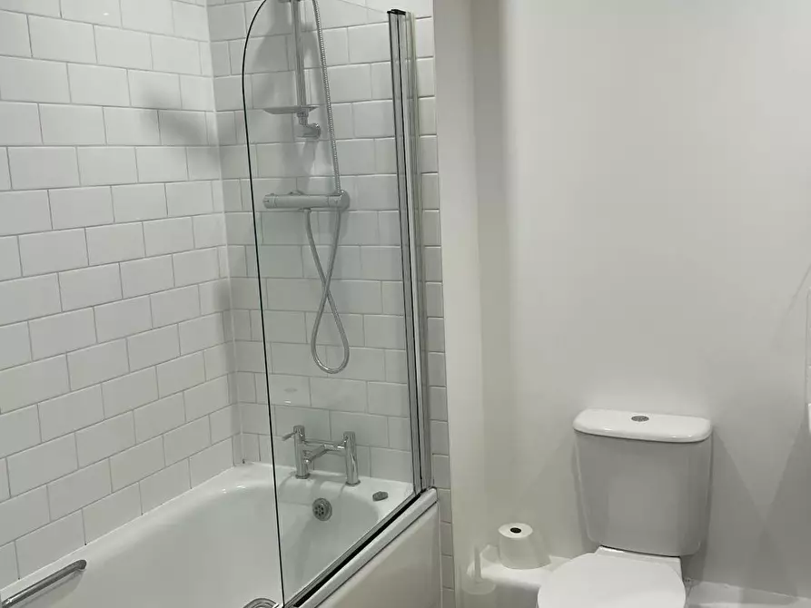 Immagine 6 di Appartamento in affitto  in Sumner Road a Camberwell