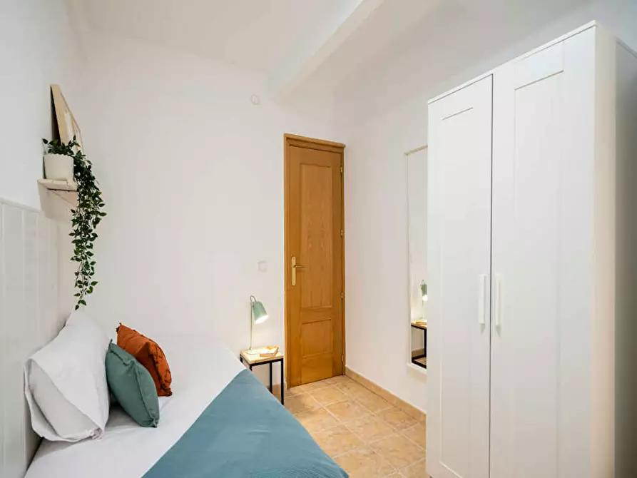 Immagine 7 di Camera in affitto  in Calle de Bravo Murillo a Madrid