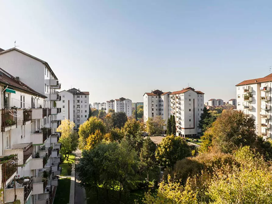 Immagine 9 di Camera in affitto  in Via Lucca a Milano