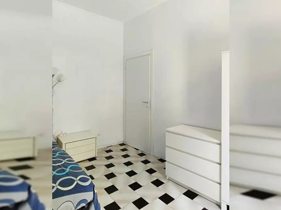 Immagine 3 di Camera in affitto  in Via Monzambano a Milano