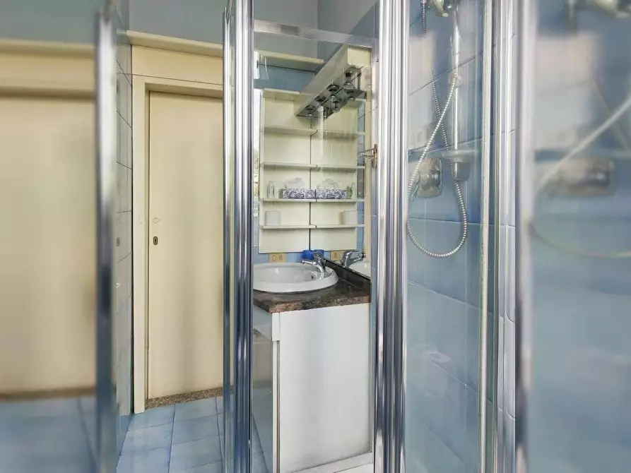 Immagine 6 di Camera in affitto  in Via Monzambano a Milano