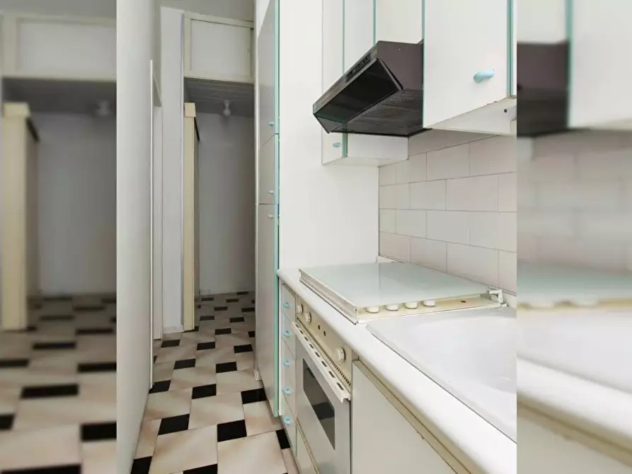 Immagine 6 di Camera in affitto  in Via Monzambano a Milano