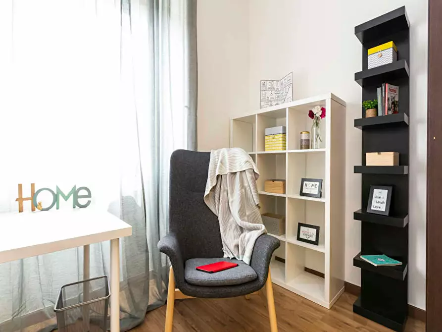 Immagine 6 di Camera in affitto  in Via Raffaello Bertieri a Milano