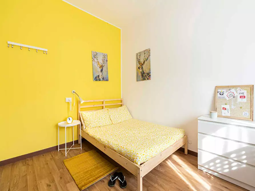Immagine 1 di Camera in affitto  in Via Raffaello Bertieri a Milano