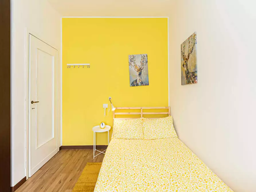 Immagine 3 di Camera in affitto  in Via Raffaello Bertieri a Milano